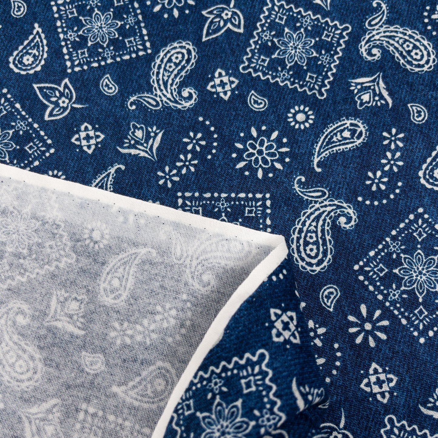 Japan | Denim Layers 復古牛仔色刺繡腰果花圖案 | cotton printed oxford 純棉