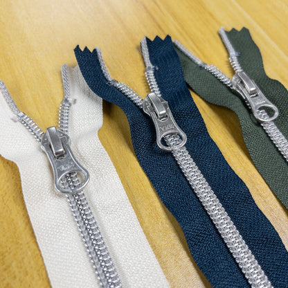 YKK Metallion Silver Coil Nylon close end zipper 20cm 4 colors YKK 銀色尼龍密尾拉鍊 20cm 4色