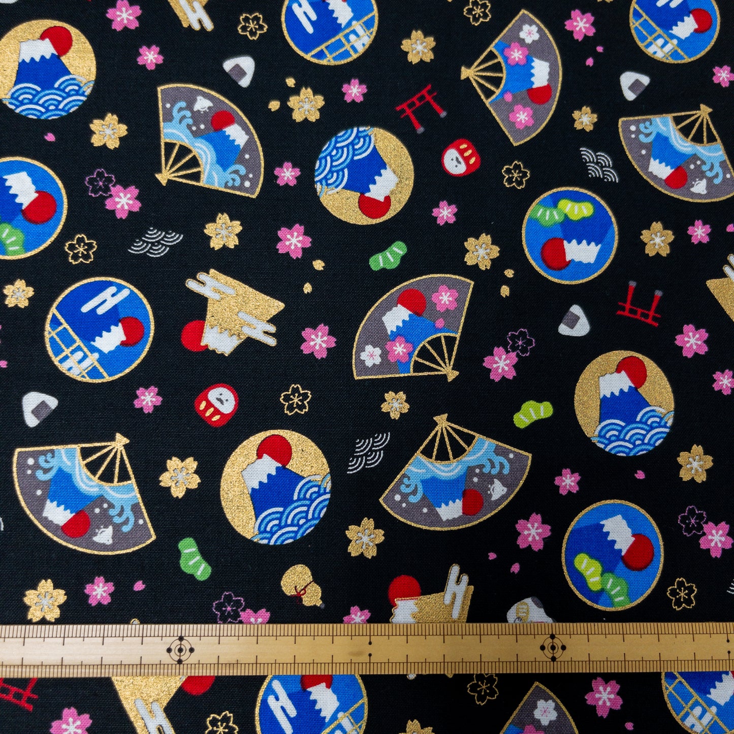 Japan | gold pattern fuji  金扇圖案富士山 | cotton printed sheeting