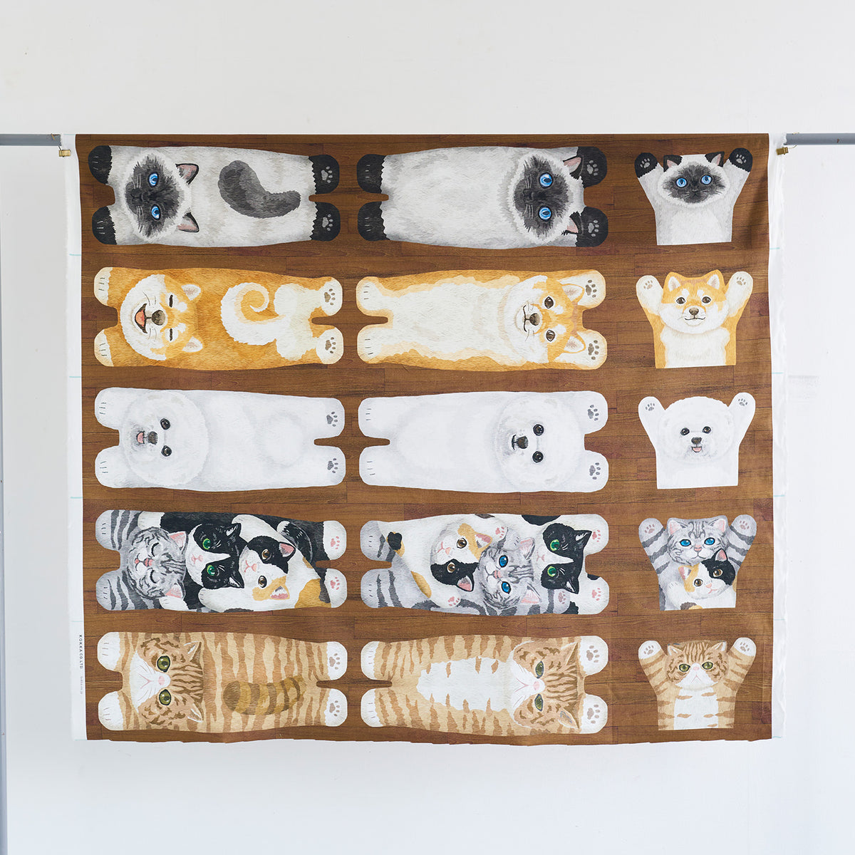 kokka home deco mini - 貓狗躺在地板上 | cotton printed sheeting 純棉