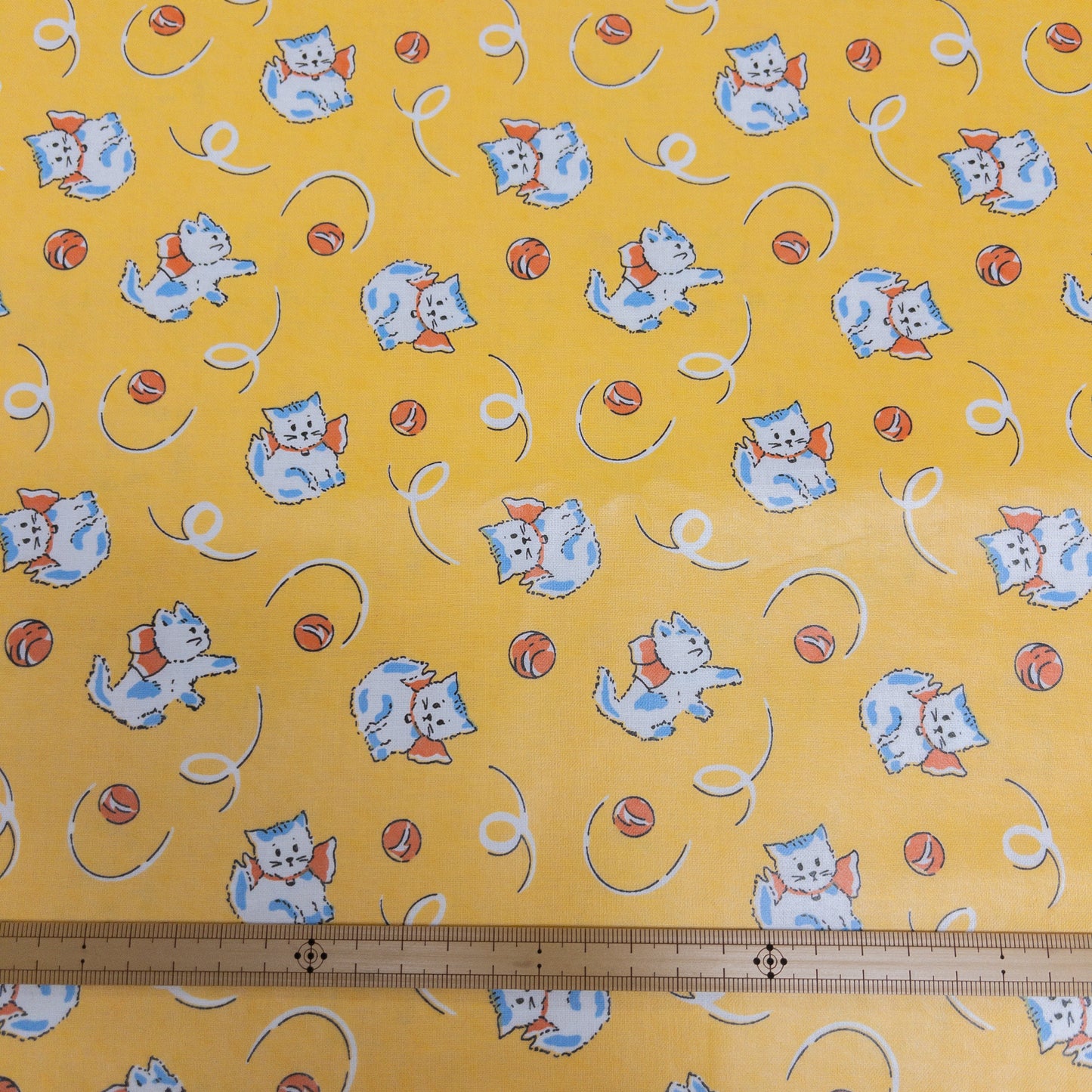 Korea | 玩具貓貓 | TPU clothing waterproof fabric TPU薄膜防水