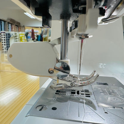 Taiwan | 7mm walking foot 前開口7mm 均勻送布靴 壓腳 (用於車縫夾棉、厚布、絨毛、彈性布等)