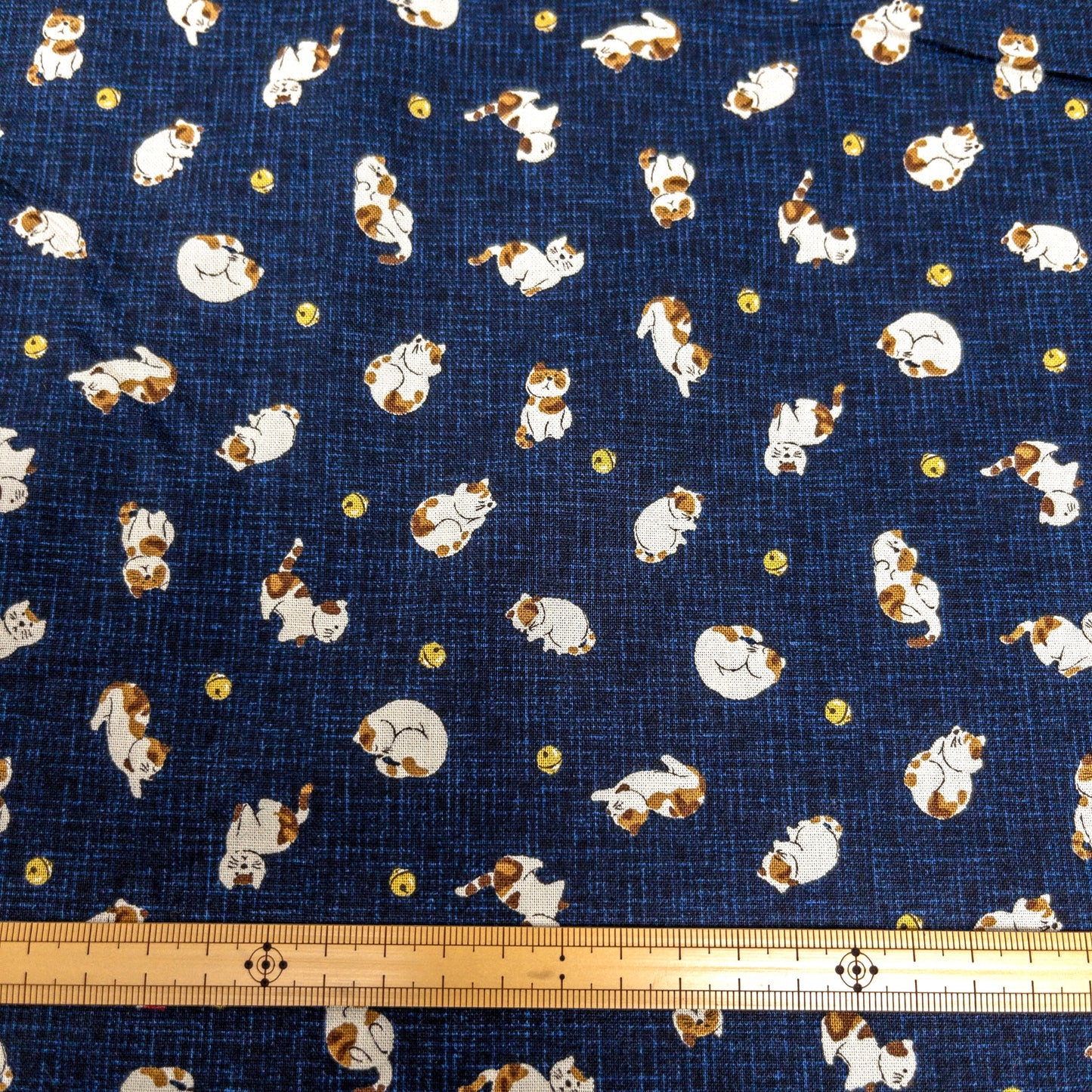 Japan | little cat 小小三色貓 | cotton printed sheeting