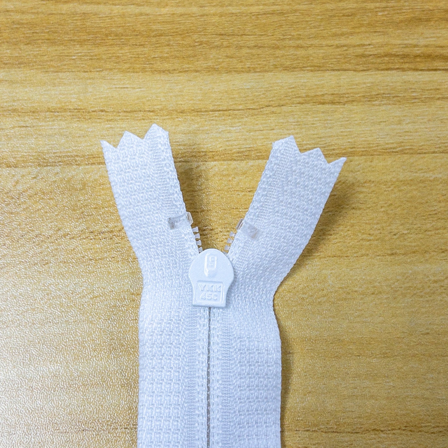 YKK Coil Nylon close end zipper 40cm 10 colors YKK尼龍密尾拉鍊 40cm 10色