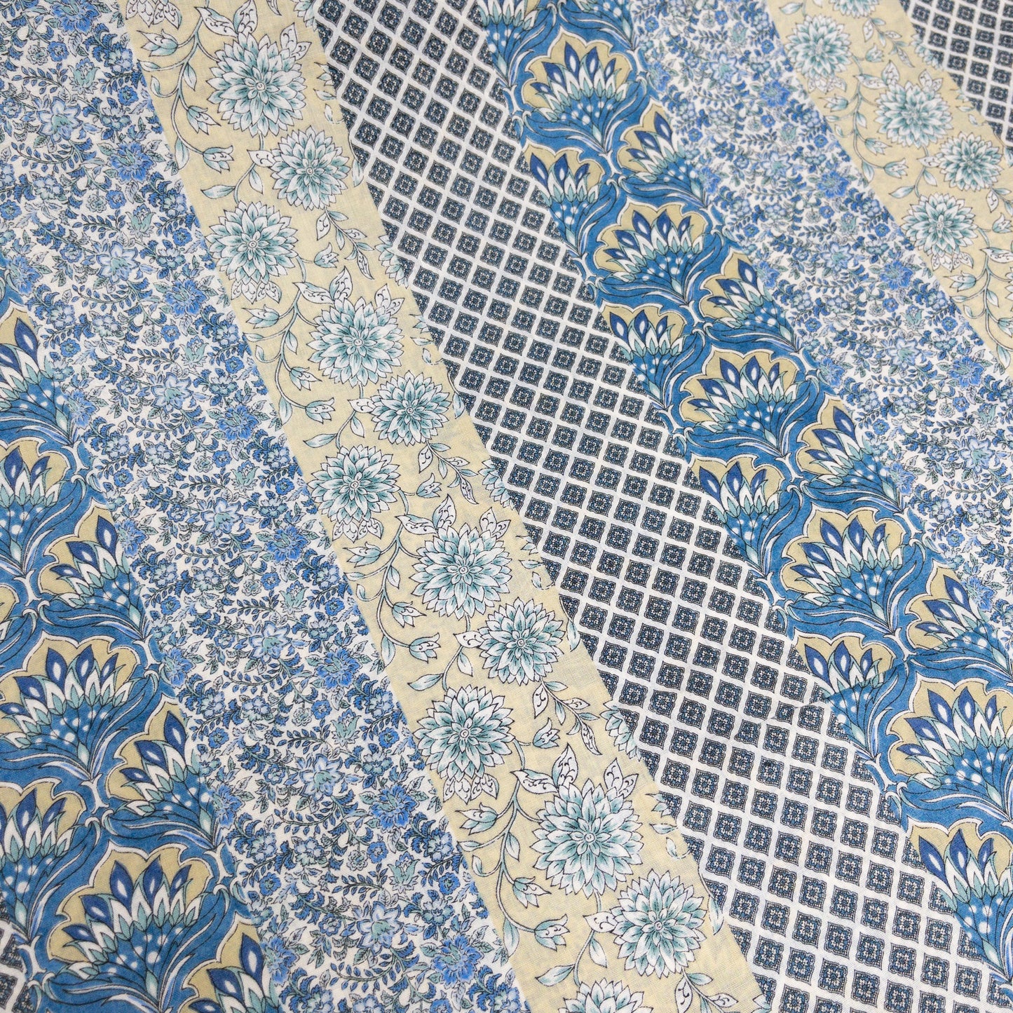 Japan | flowers 直條花紋拼圖 | cotton printed cloth 純棉