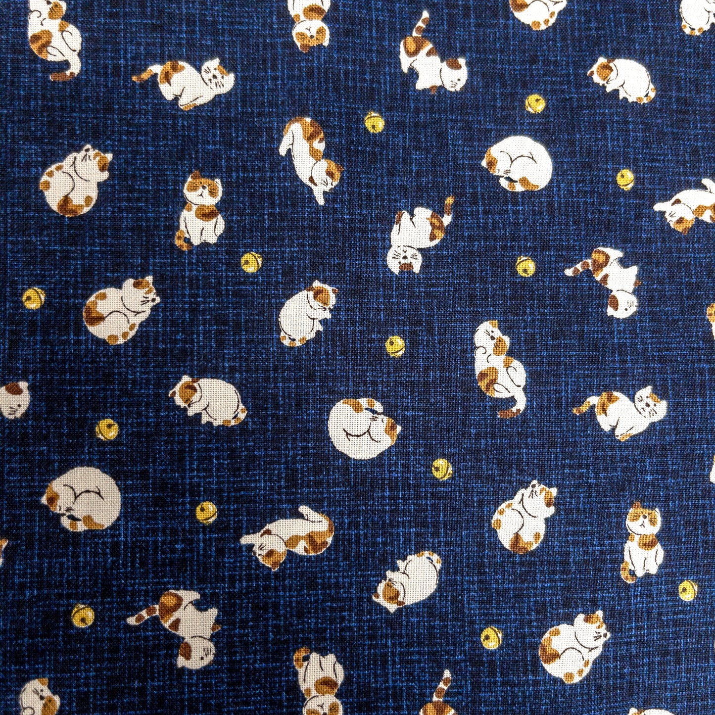 Japan | little cat 小小三色貓 | cotton printed sheeting