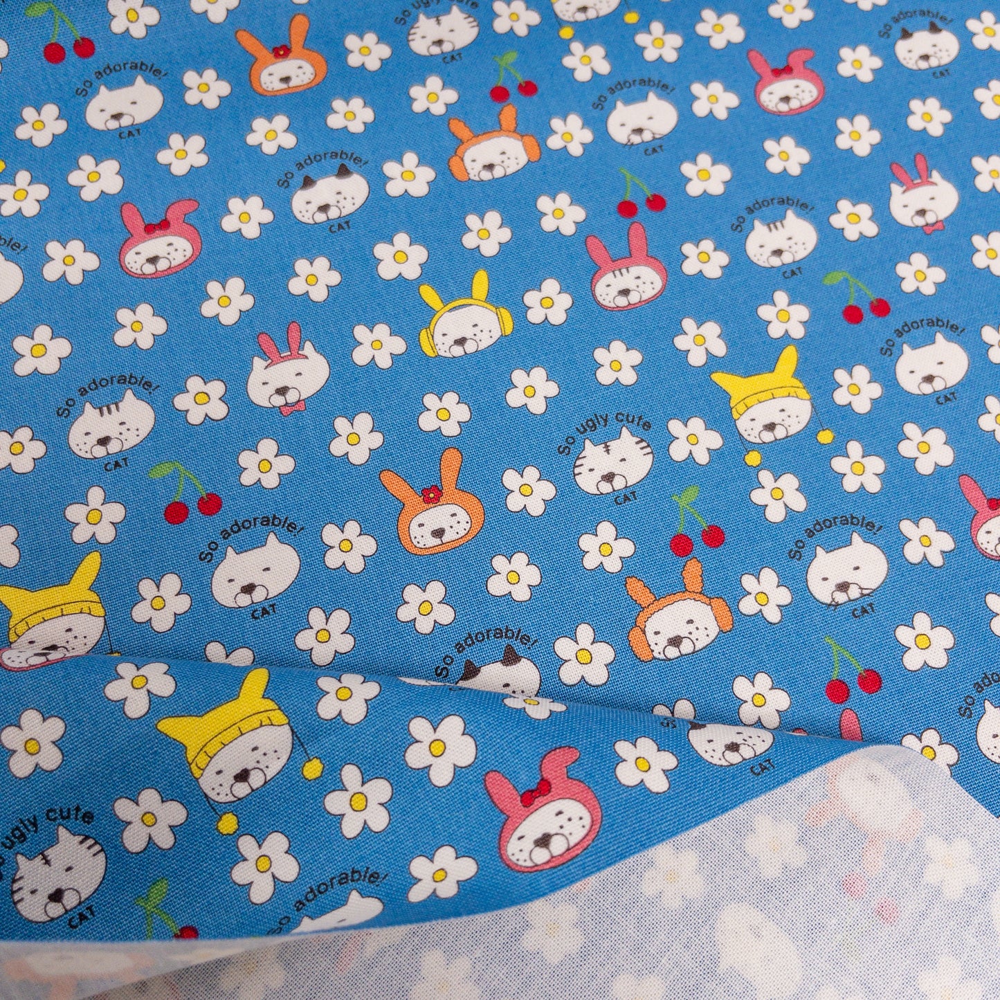 Kobayashi | floral cats with hat花和帶帽貓貓 | cotton printed canvas 純棉