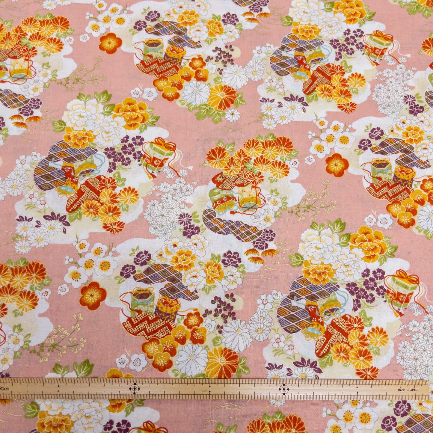 Japan | gilded japanese kaioke 燙金百花海貝桶 | cotton printed shirting 純棉