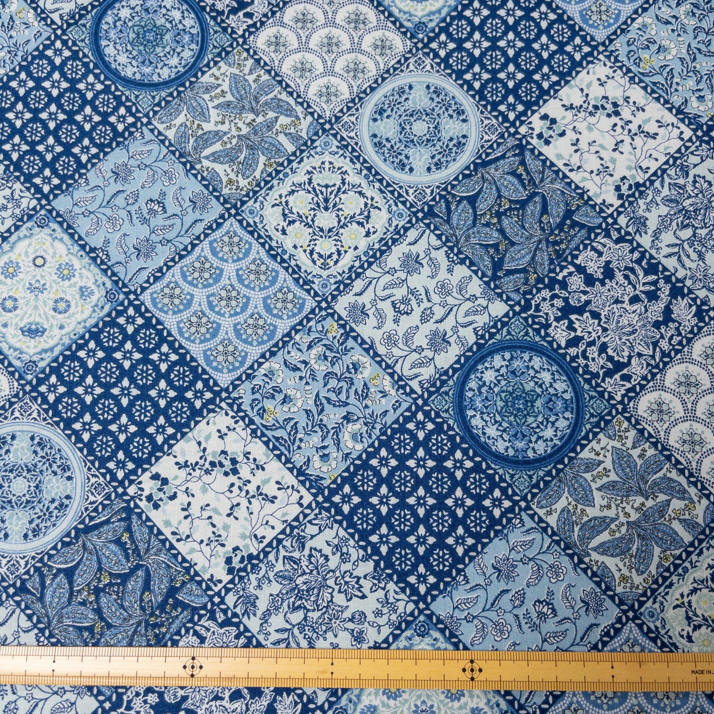 Japan | argyle pattern 菱形花磚 | cotton printed shirting 純棉