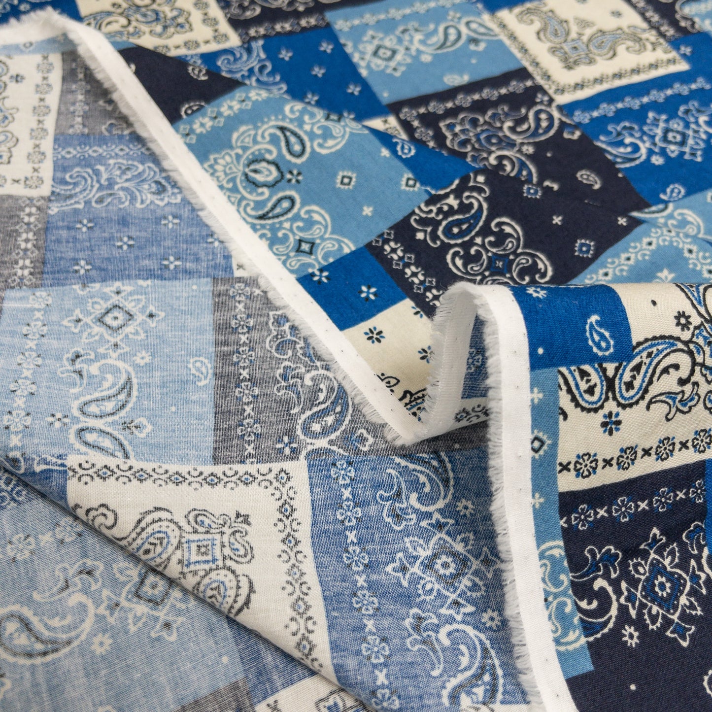 Japan | Classic Gingham Patchwork 經典圖案格仔拼布 | cotton printed sheeting