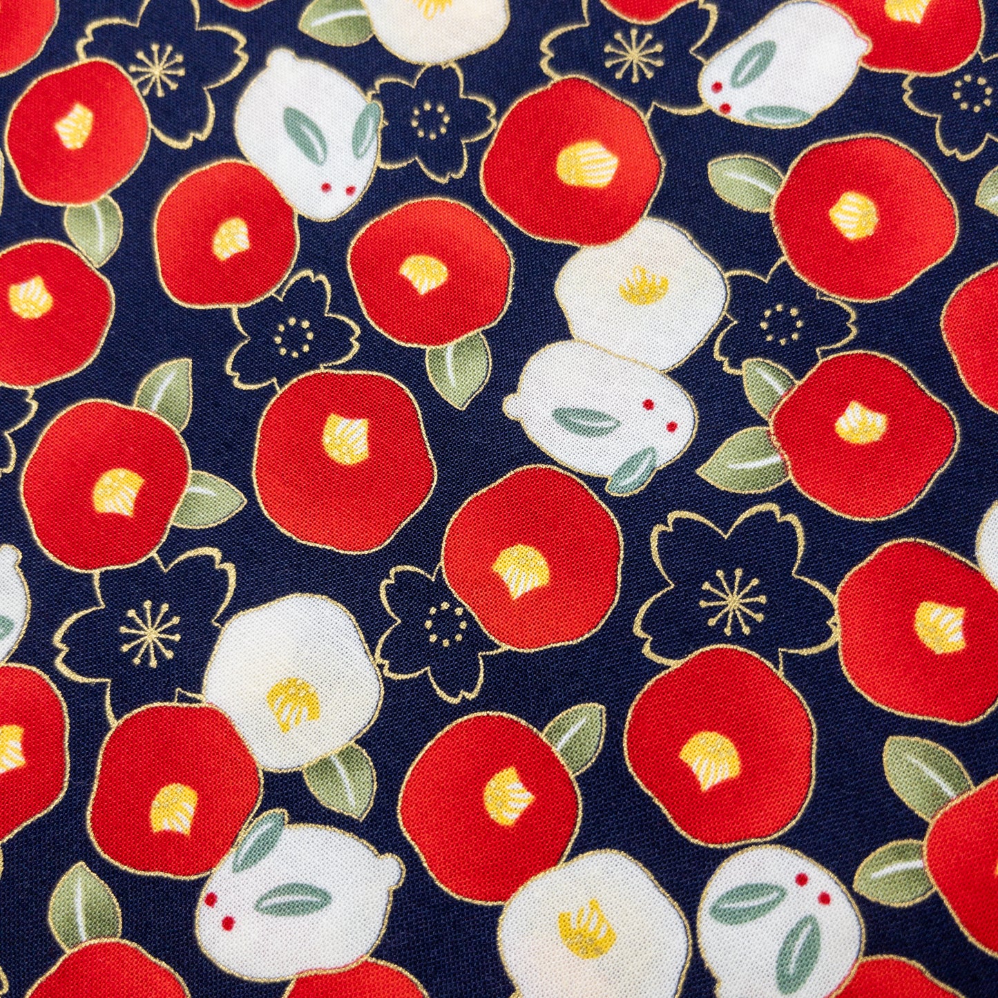 Quilt Gate | rabbit wagashi 白兔和菓子山茶花 | cotton printed sheeting 純棉