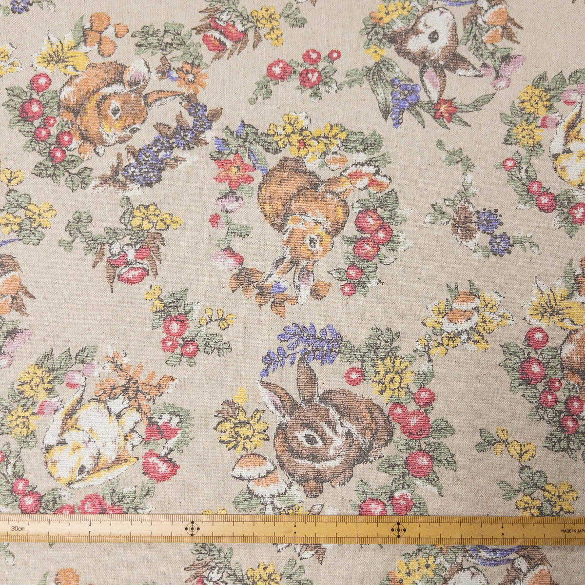 Japan | bunny will flowers 兔子花環 | cotton linen printedcanvas 棉麻