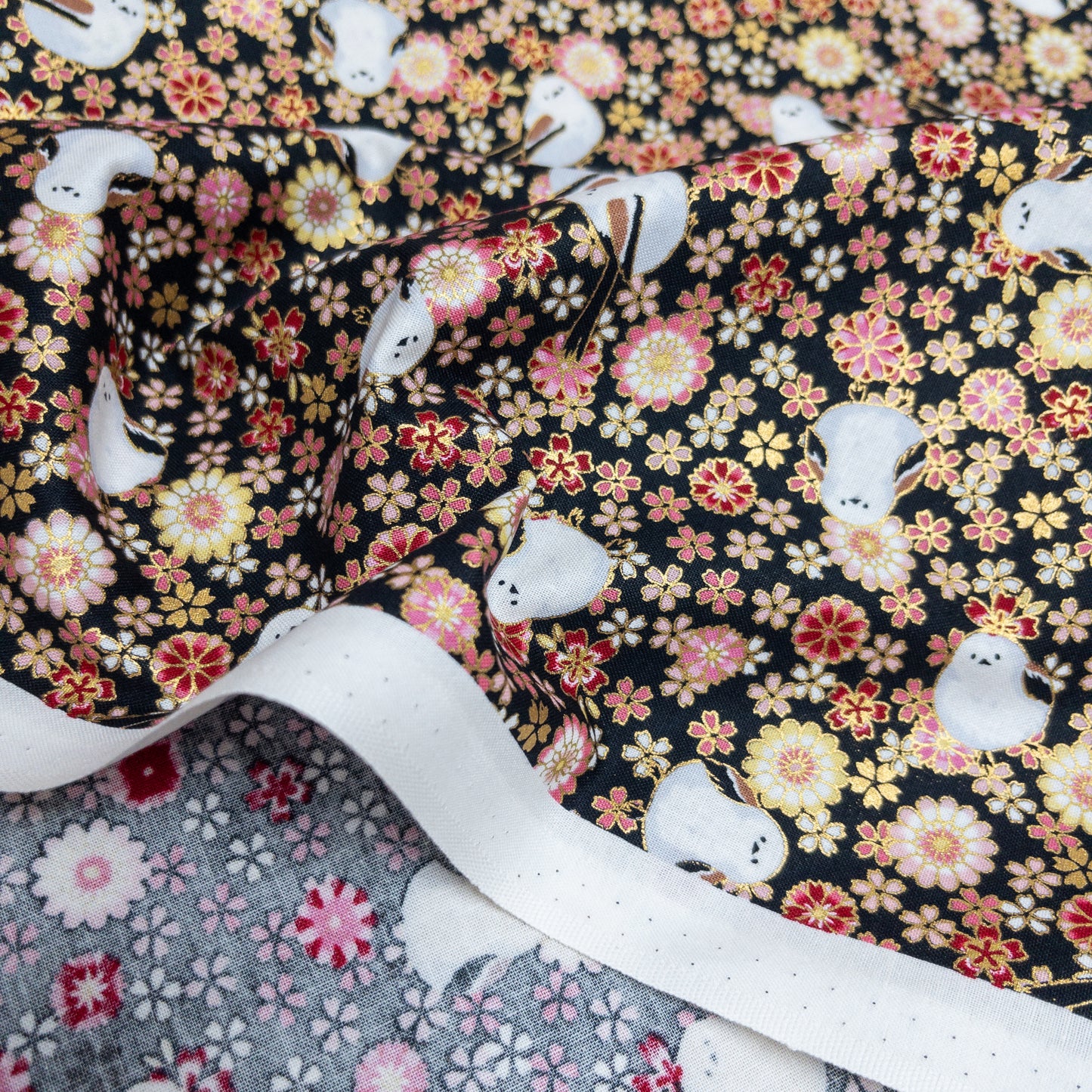 Quilt Gate | Foil-stamped long tailed tit 燙金雪之妖精 | cotton printed sheeting 純棉