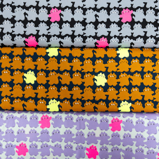 Japan | calico cat hand in hand 貓貓手拉手 | cotton printed oxford 純棉