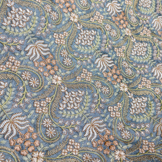 India | flowers embroidered fabric 花朵開屏刺繡布