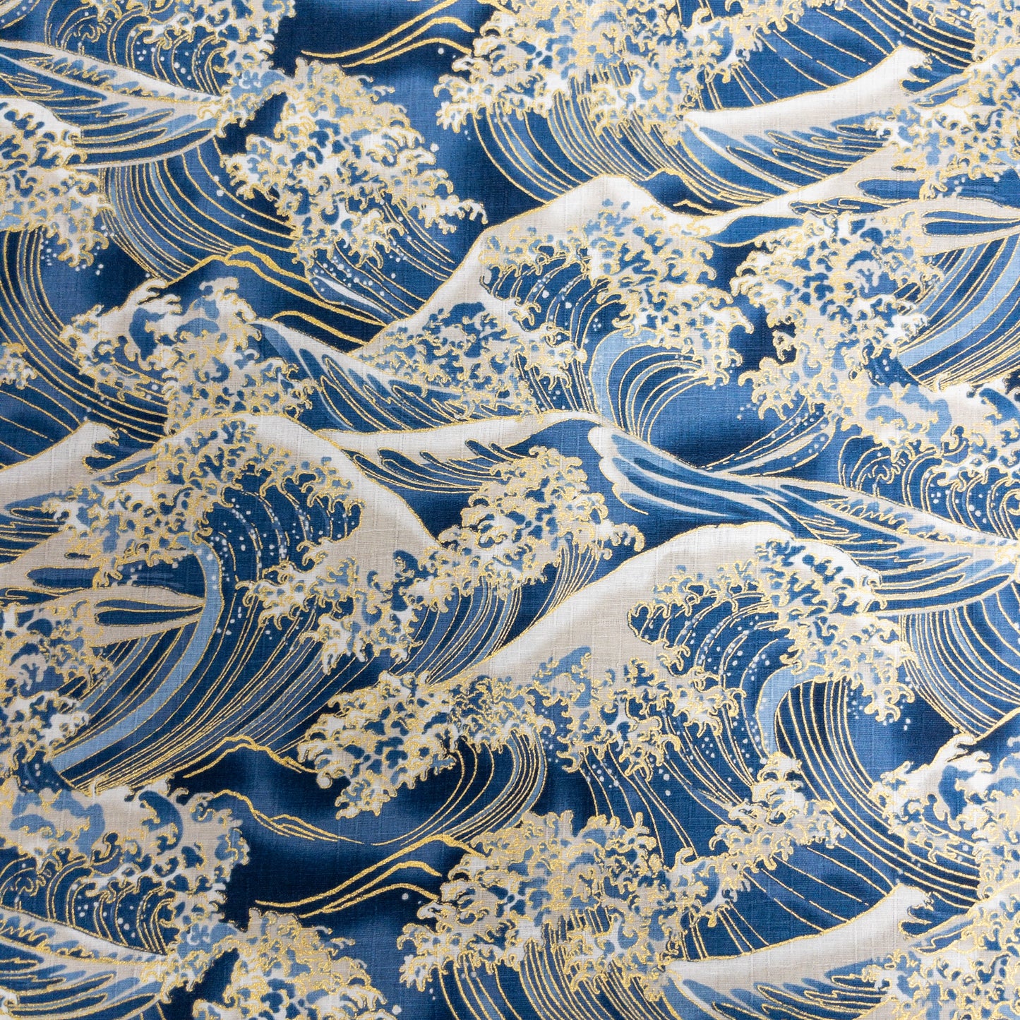 Japan | gilded the great wave off kanagawa 燙金神奈川沖浪裏 | cotton shantung 竹節棉