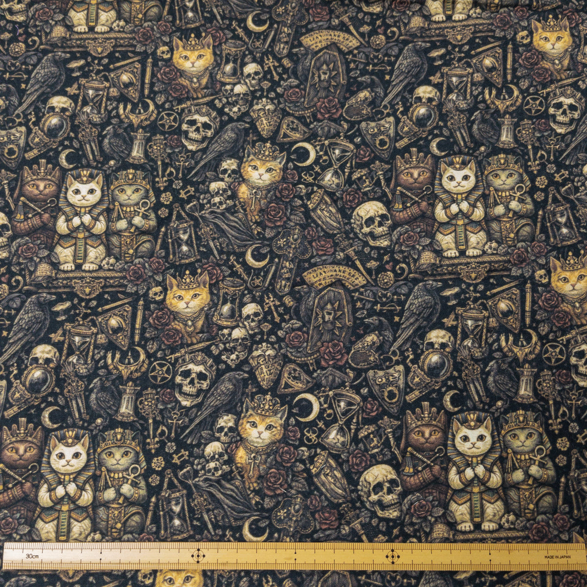 Taiwan | 暗黑系貓貓 dark age of cats | cotton 純棉