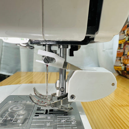 Taiwan | 7mm walking foot 前開口7mm 均勻送布靴 壓腳 (用於車縫夾棉、厚布、絨毛、彈性布等)