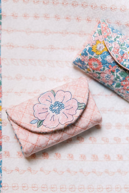 預購! 限量 瑞士BERNINA x Liberty B580 特別版高階電腦縫紉刺繡機 (轉數快/銀行轉帳/現金優惠價$39800)