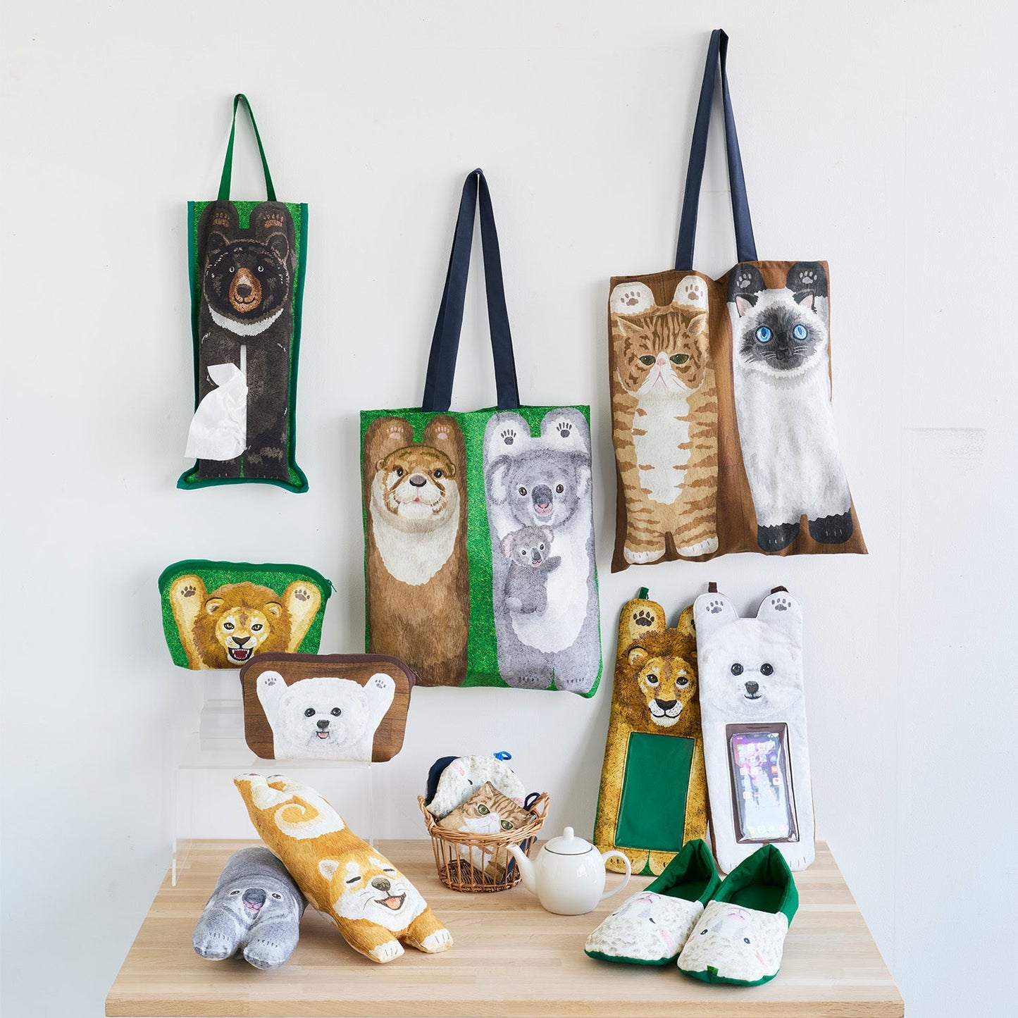 kokka home deco mini - 動物躺在草地上 | cotton printed sheeting 純棉