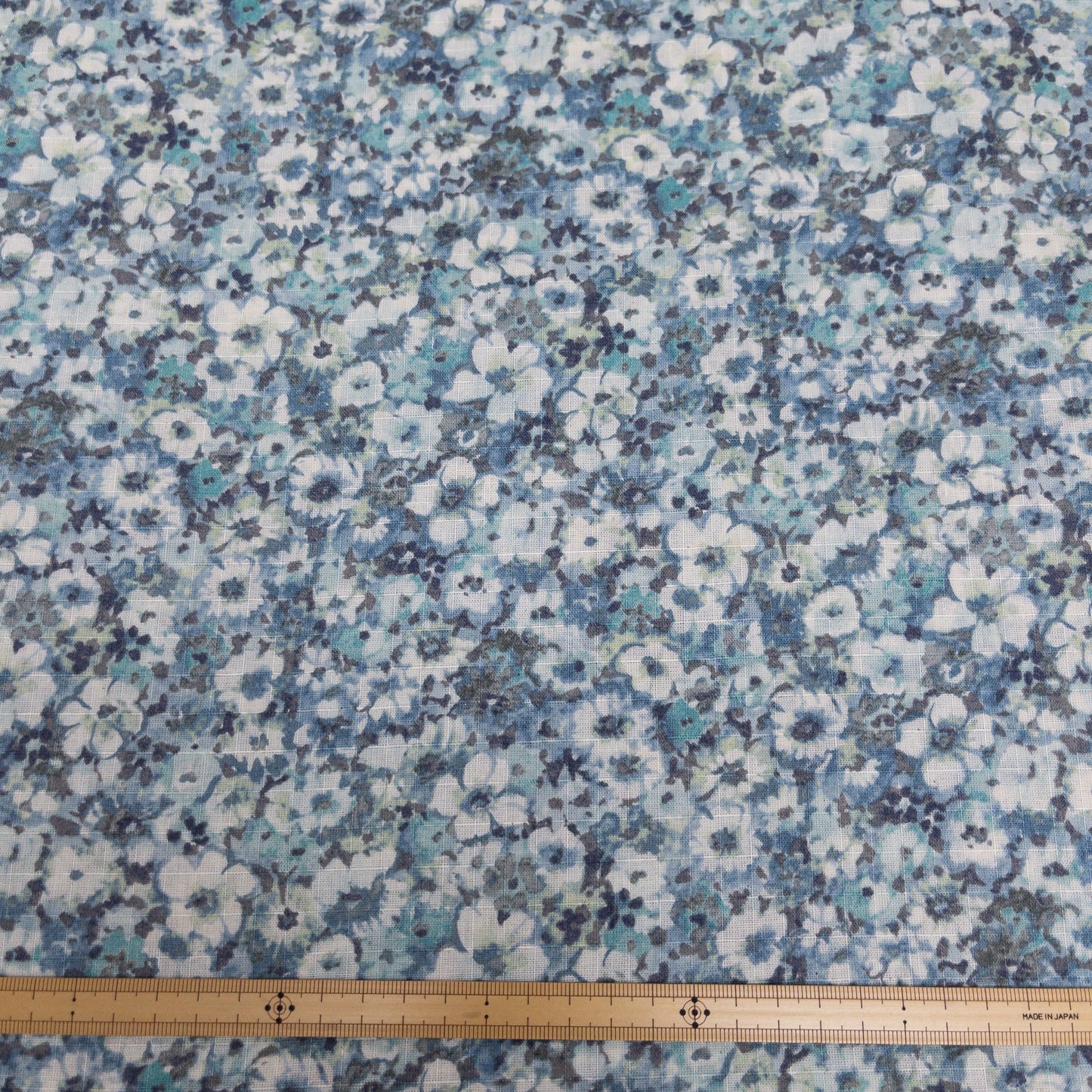 Japan | flowers painting 水彩碎花竹節 | cotton linen dyed dobby 竹節棉麻