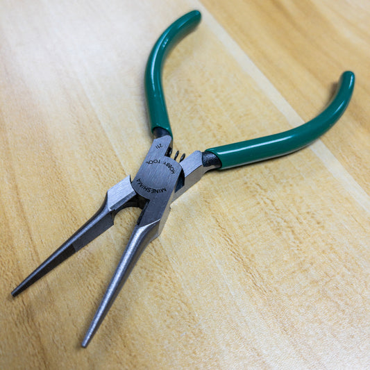 Needle-nose pliers 美鈴尖嘴鉗 (可用於修改拉鍊長度)