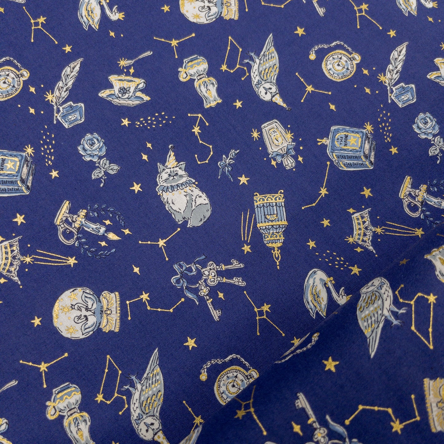 Japan | magic and animals 燙金魔法工具與動物 | cotton printed sheeting 純棉
