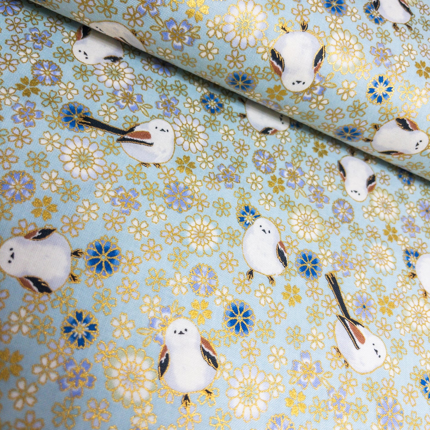 Quilt Gate | Foil-stamped long tailed tit 燙金雪之妖精 | cotton printed sheeting 純棉