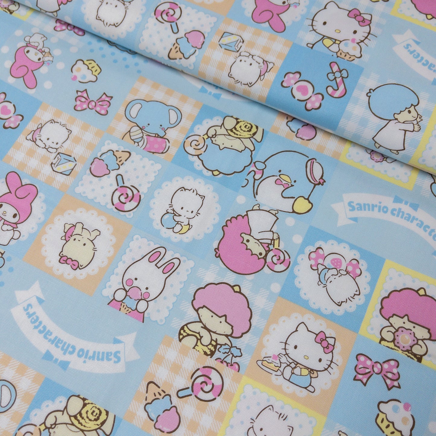 Japan | Sanrio Family 拼格仔 | cotton printed oxford 純棉