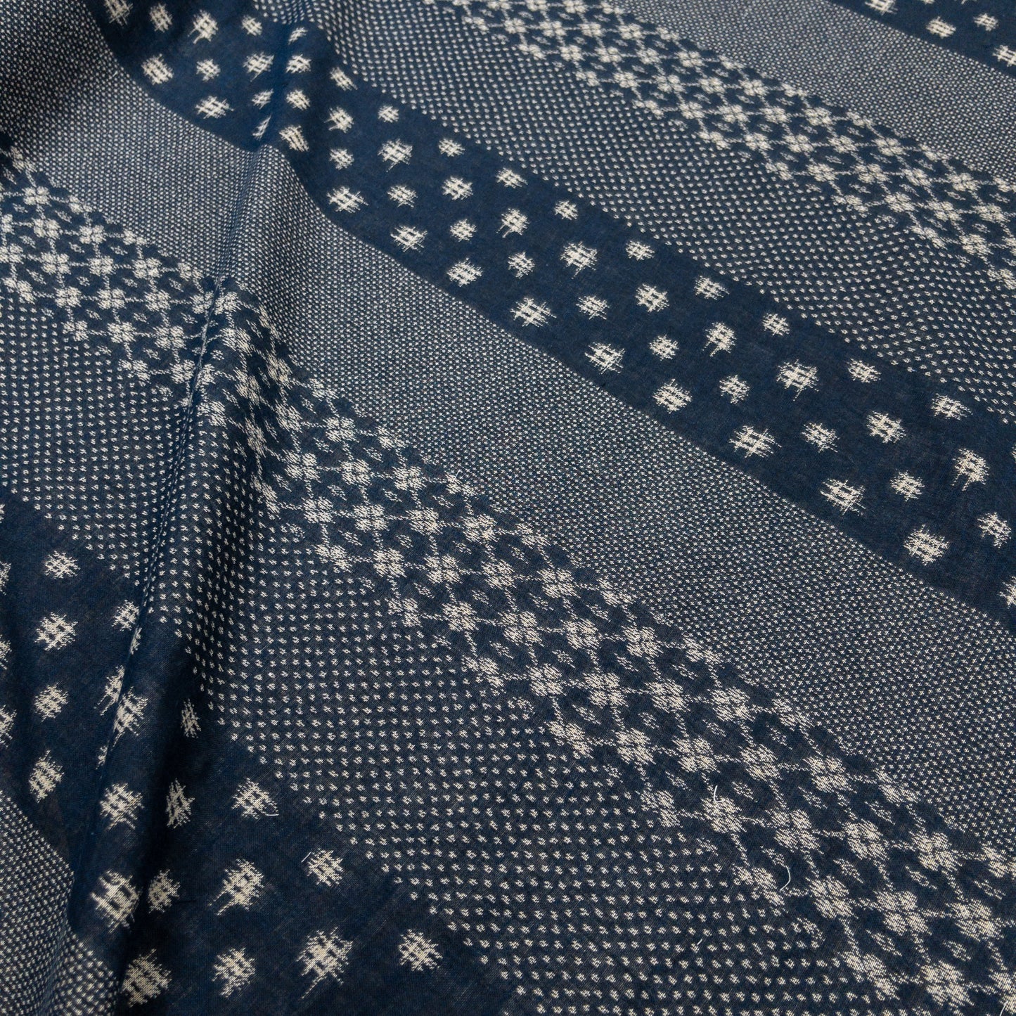 Kobayashi | 藍色和風間紋 | cotton double weave jacquard 純棉雙面提花
