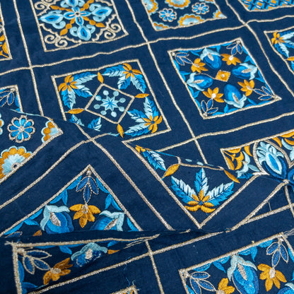 India | plaid embroidered fabric 方格紋刺繡布 | cotton 純棉