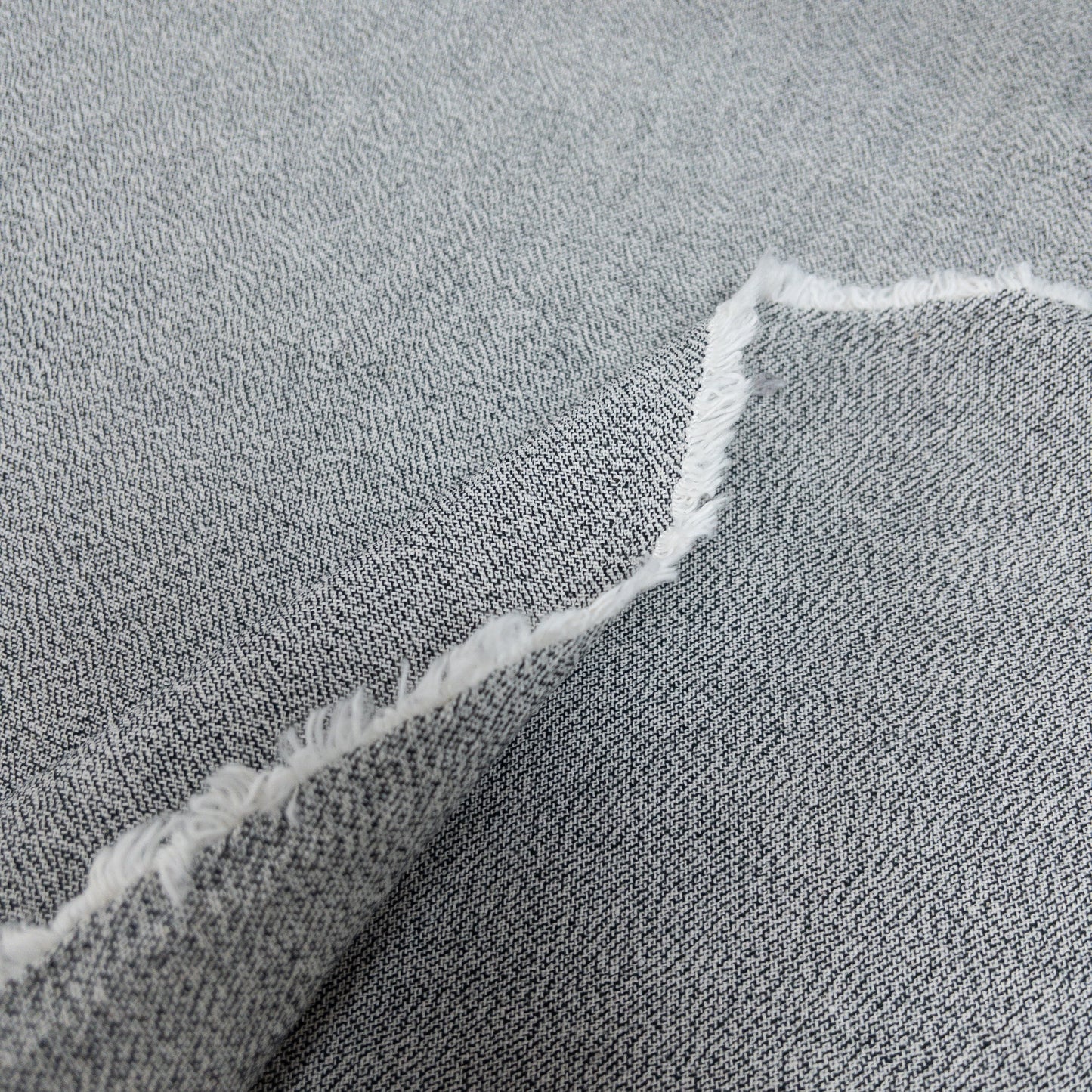 Japan | Yukihana 雪花 | cotton yarn dyed canvas 先染純棉