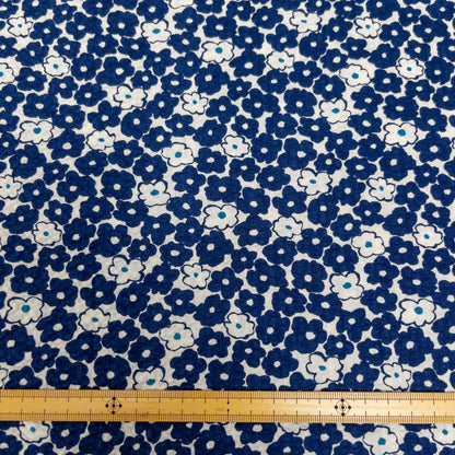 Japan | blue little flowers 北歐藍色小花朵 | cotton seer sucker 泡泡棉浴衣布