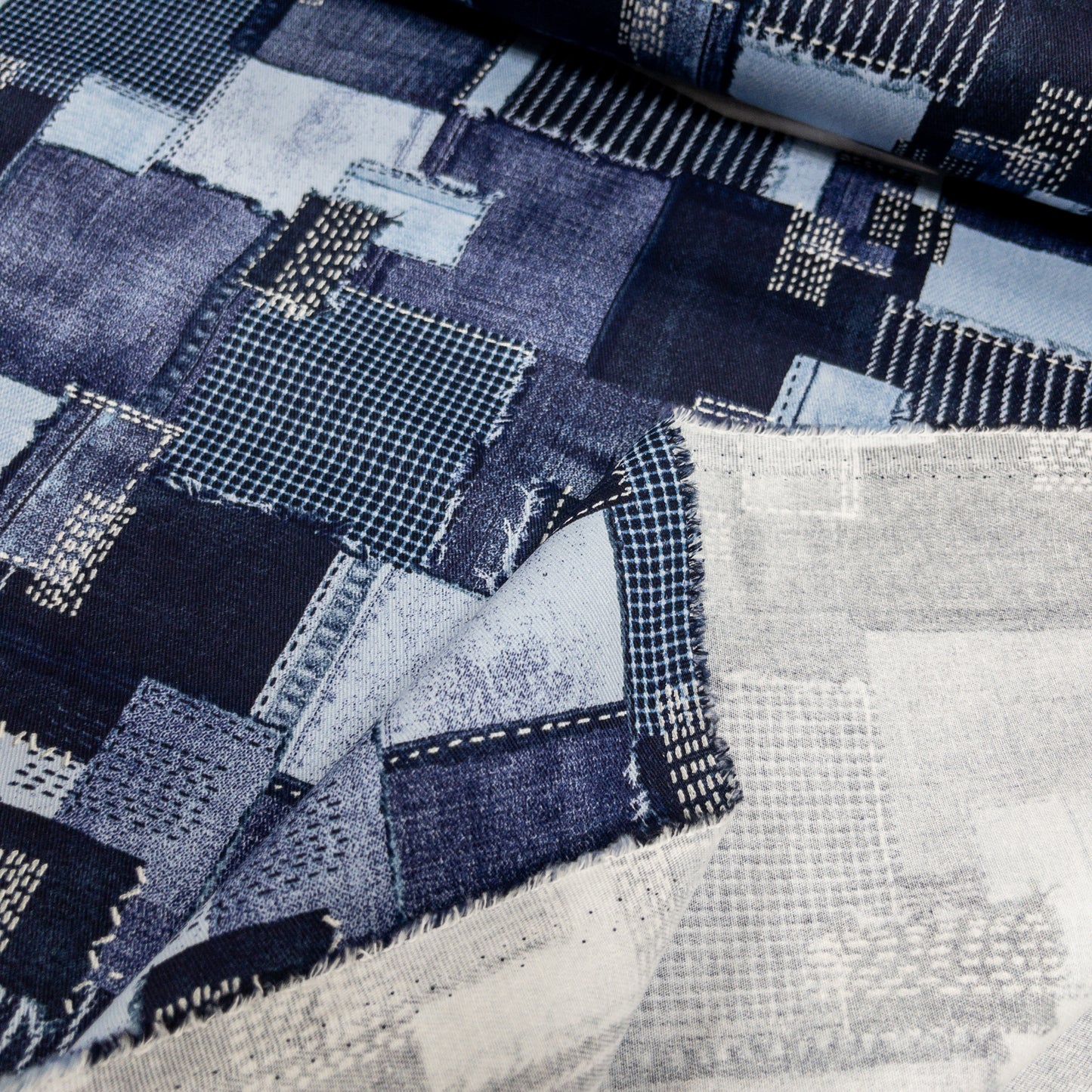 Japan | denim sashiko look 牛仔刺子繡拼布格風格 | cotton printed twill 純棉