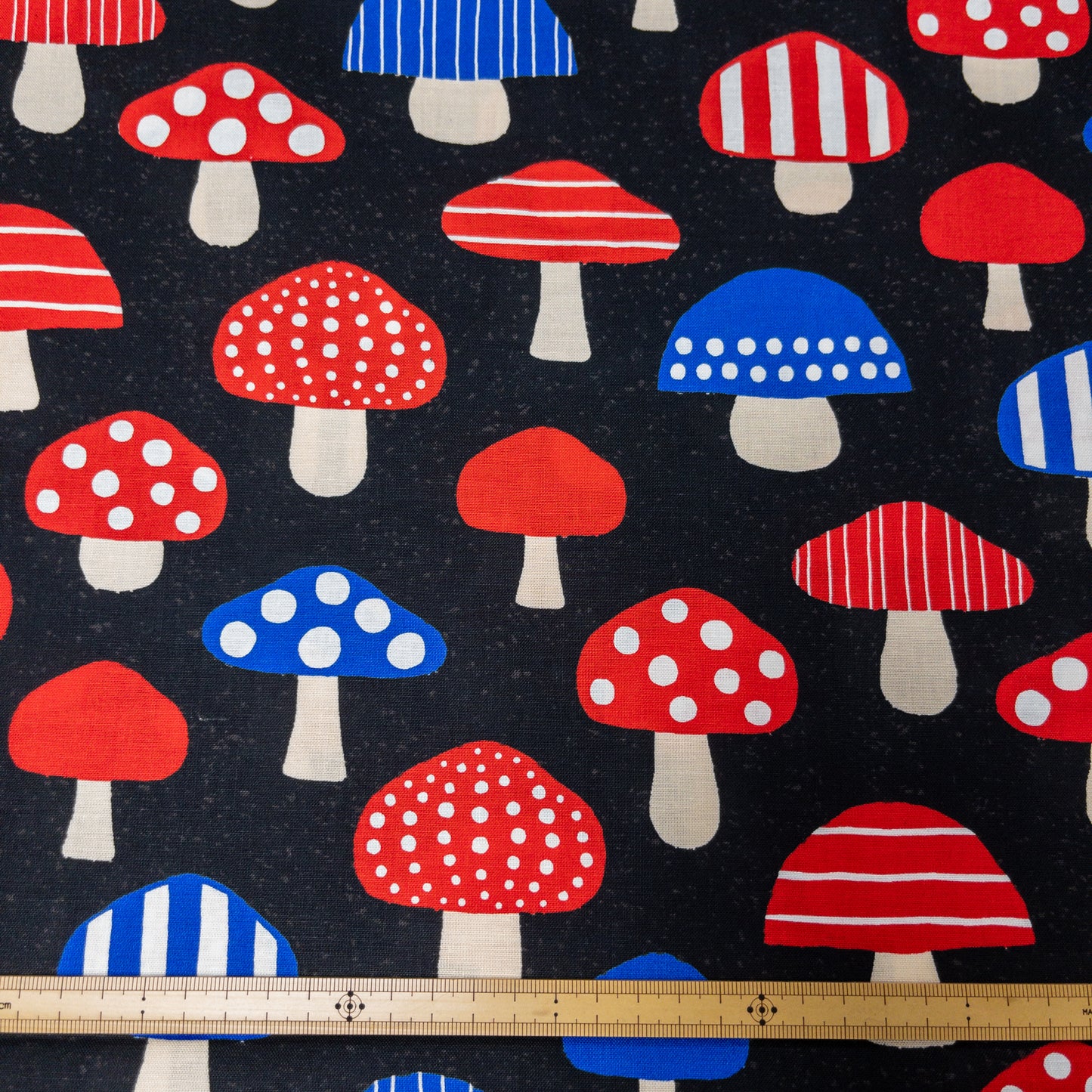 Japan | cute mushroom 蘑菇圖案 | cotton printed shirting 純棉
