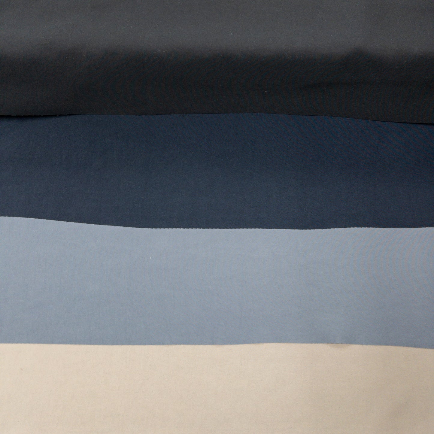 Japan | solid | water repellent nylon fabric 防潑水 微磨毛薄尼龍布