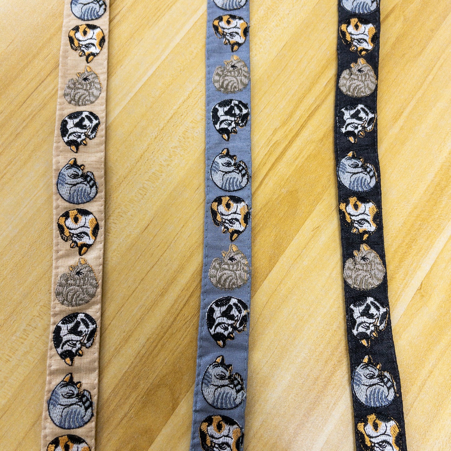 India | sleeing cats 睡貓貓 2.8cm | embroidery webbing 刺繡帶