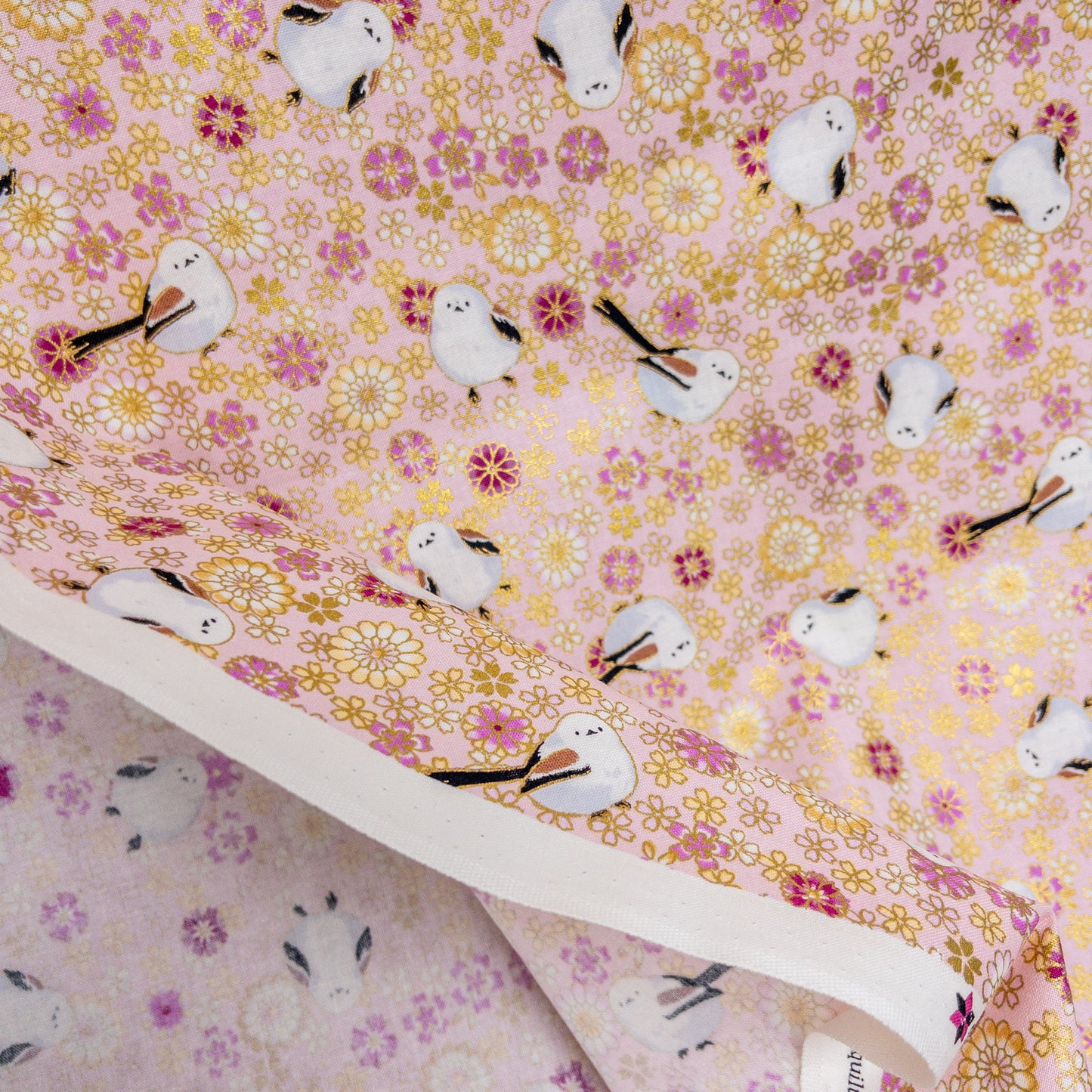 Quilt Gate | Foil-stamped long tailed tit 燙金雪之妖精 | cotton printed sheeting 純棉