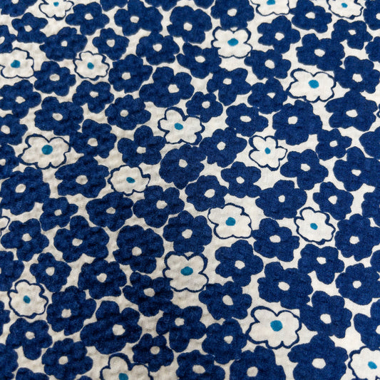 Japan | blue little flowers 北歐藍色小花朵 | cotton seer sucker 泡泡棉浴衣布