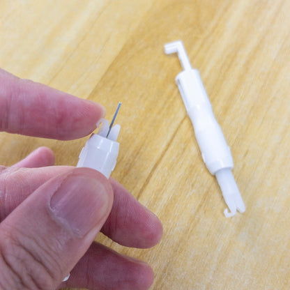 Janome handy needles threader 穿線器 換針器 (衣車及鈒骨車均適合使用)