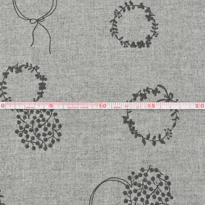 Japan | VIYELLA floral wreath 花圈刺繡 | cotton yarn dyed embroidery 法蘭絨純棉
