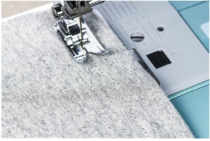 Janome TM16 Travel Mate 16 sewing machine 家用衣車