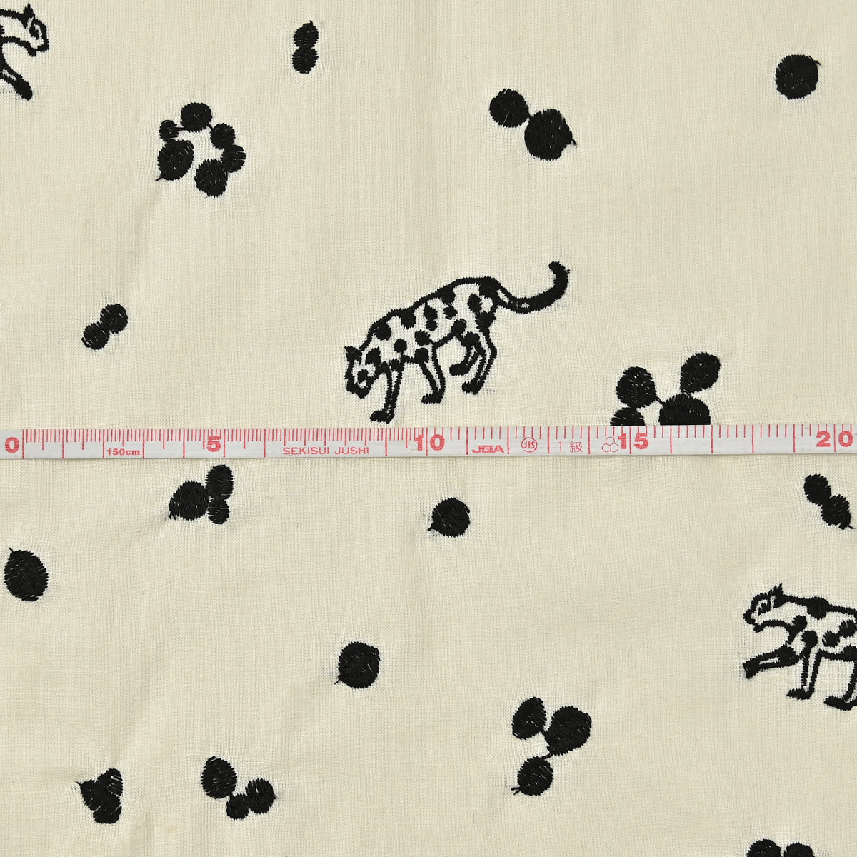 ECHINO | 2023 leopard | cotton linen embroidery 棉麻刺繡