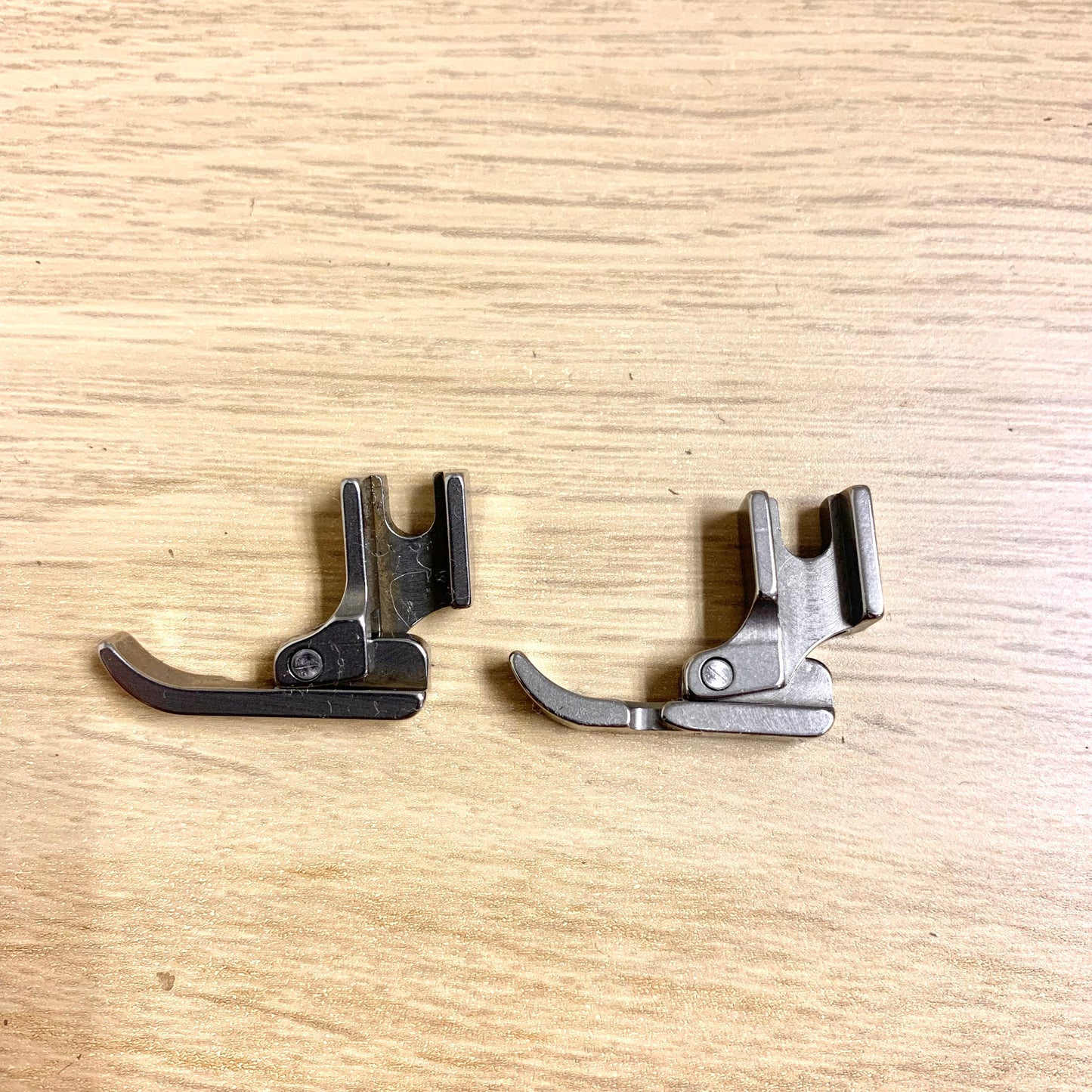 Taiwan | Piping and Cording Presser foot (piping, zippers) 台灣製家用衣車單邊靴 壓腳 (出芽、拉鍊)