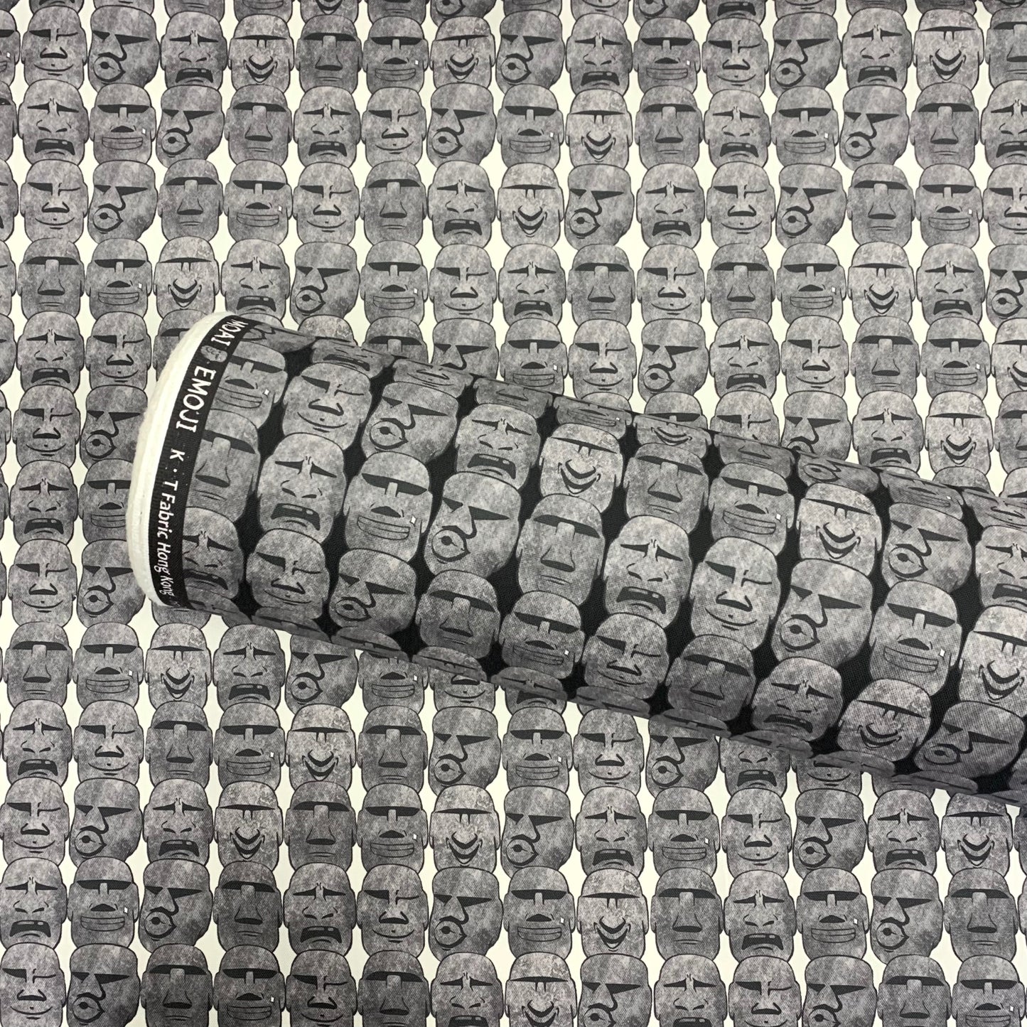 【K‧T FABRIC】摩艾石像 Moai emoji cotton printed oxford 純棉