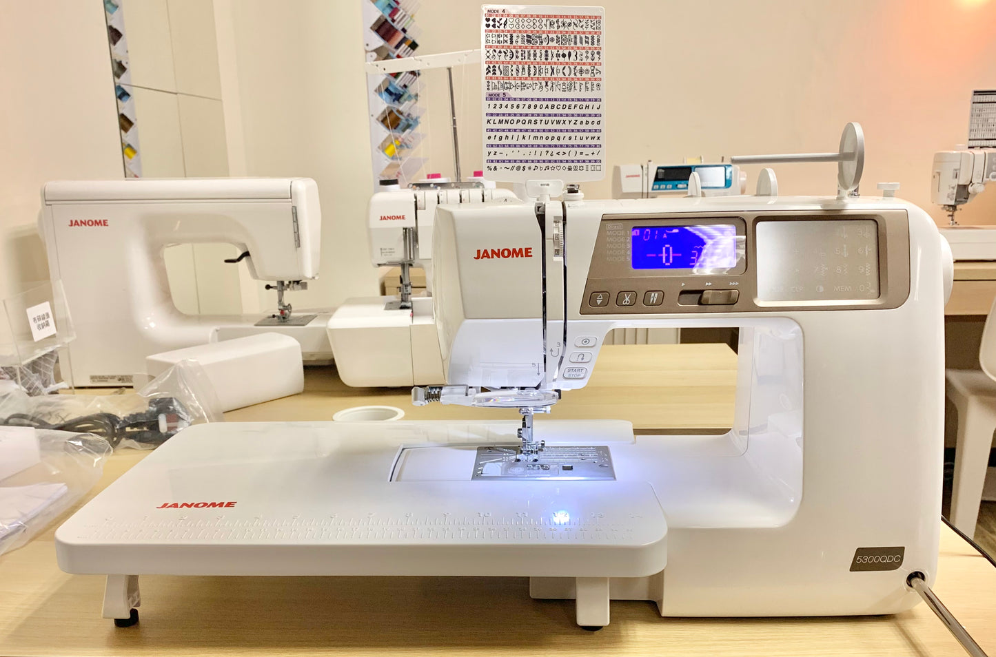 Janome 5300qdc 高階版電腦家用衣車